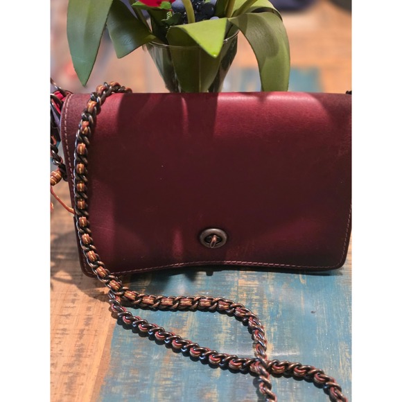 Coach Handbags - Coach Dinky 1941. VINTAGE